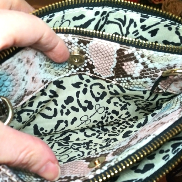 Jessica Simpson New Without Tags Camille Pink & Blue Snake Print Crossbody Purse - Picture 10 of 15